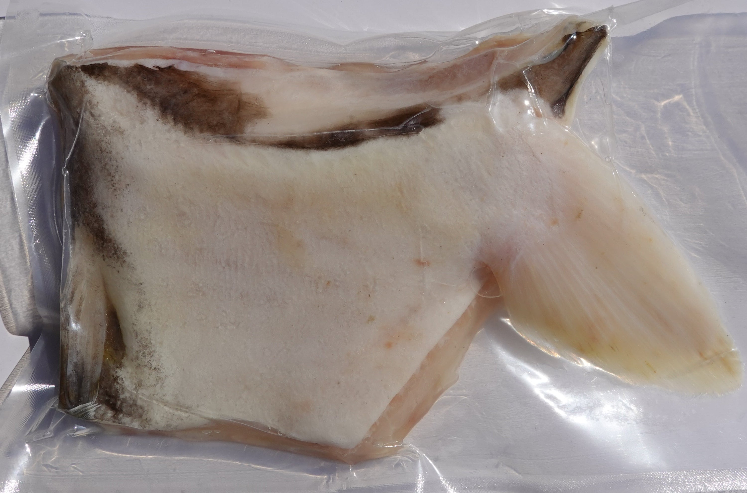Halibut Collar VP 650-700G / PK 哈利拔魚較