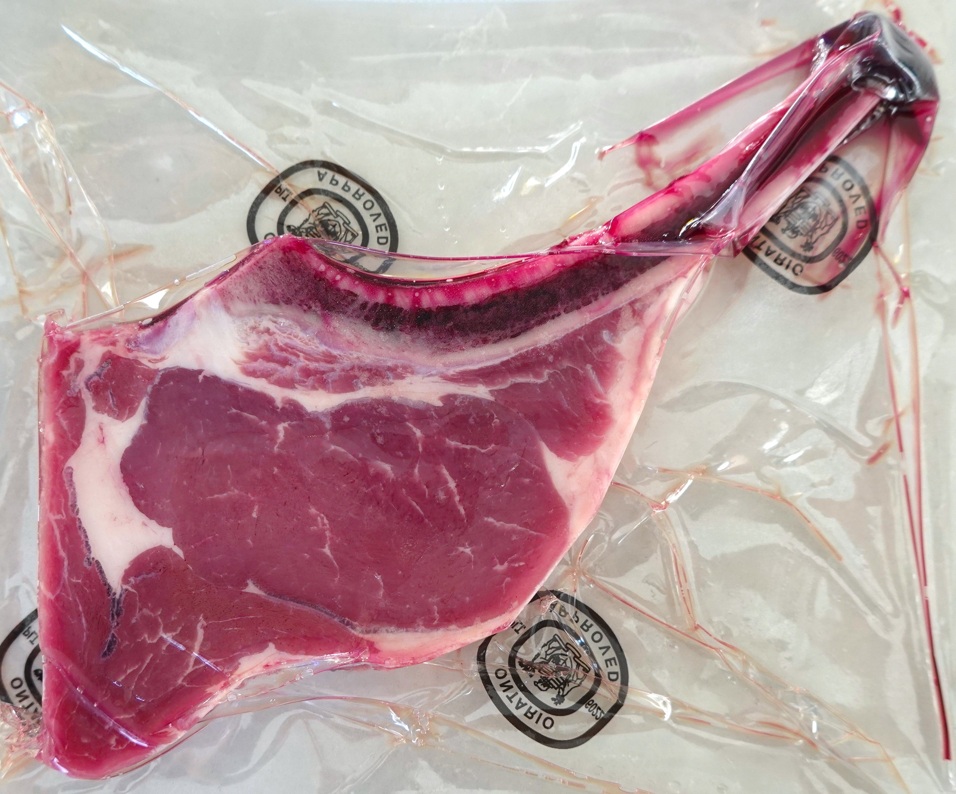 CANADIAN AAA VEAL CHOP 8oz/PK